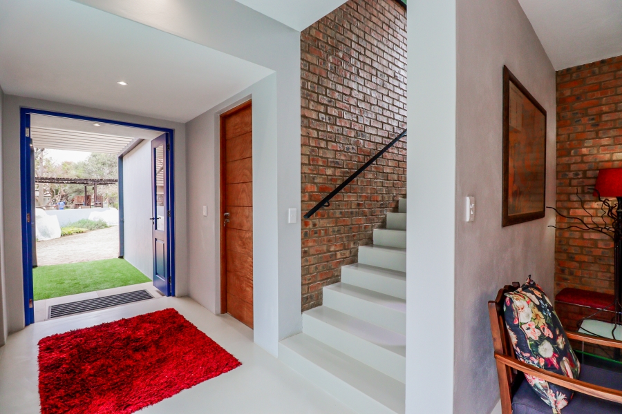 3 Bedroom Property for Sale in The Coves North West